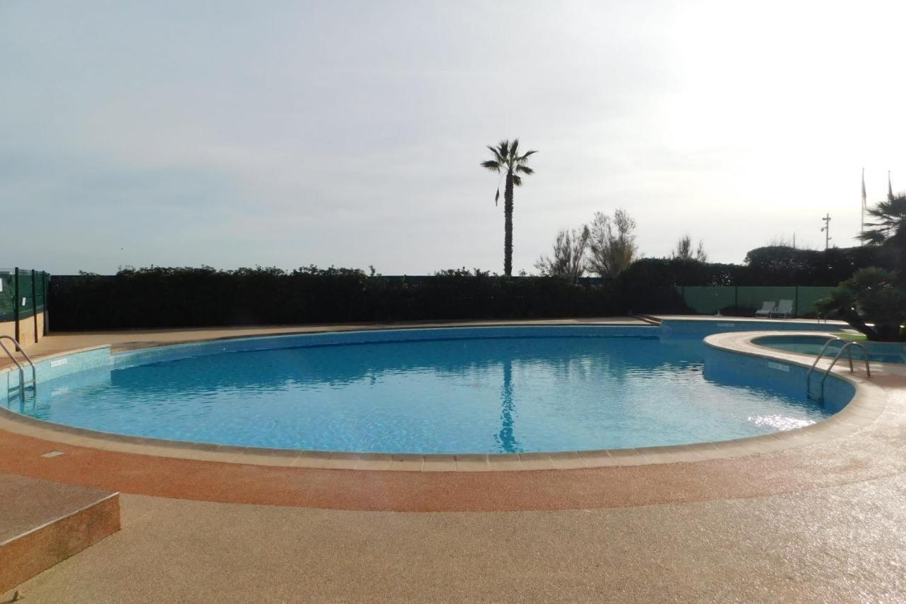 Air-Conditioned 4-Room "Marine Villeneuve" Flat With Pool And Parking מראה חיצוני תמונה