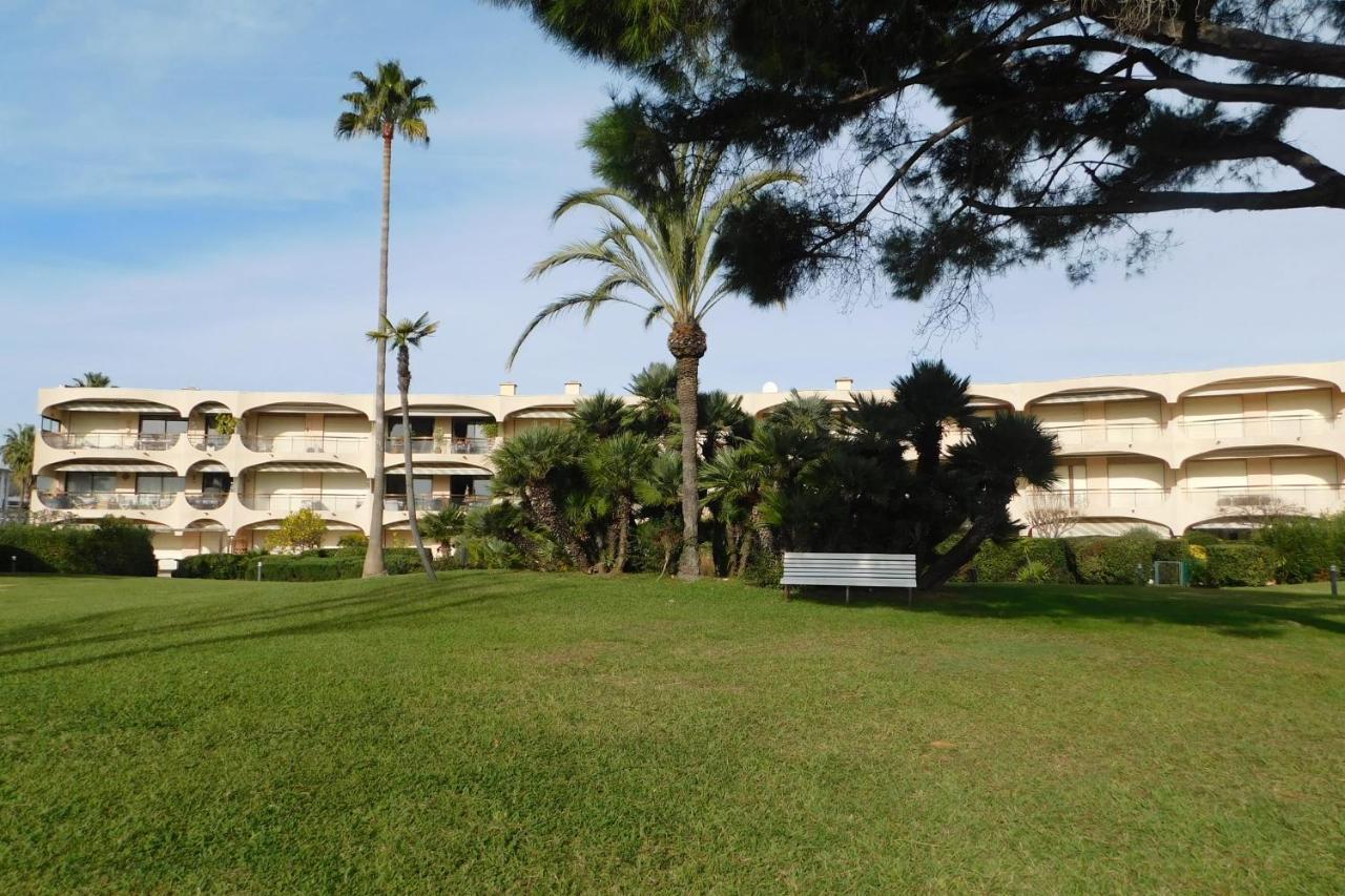 Air-Conditioned 4-Room "Marine Villeneuve" Flat With Pool And Parking מראה חיצוני תמונה