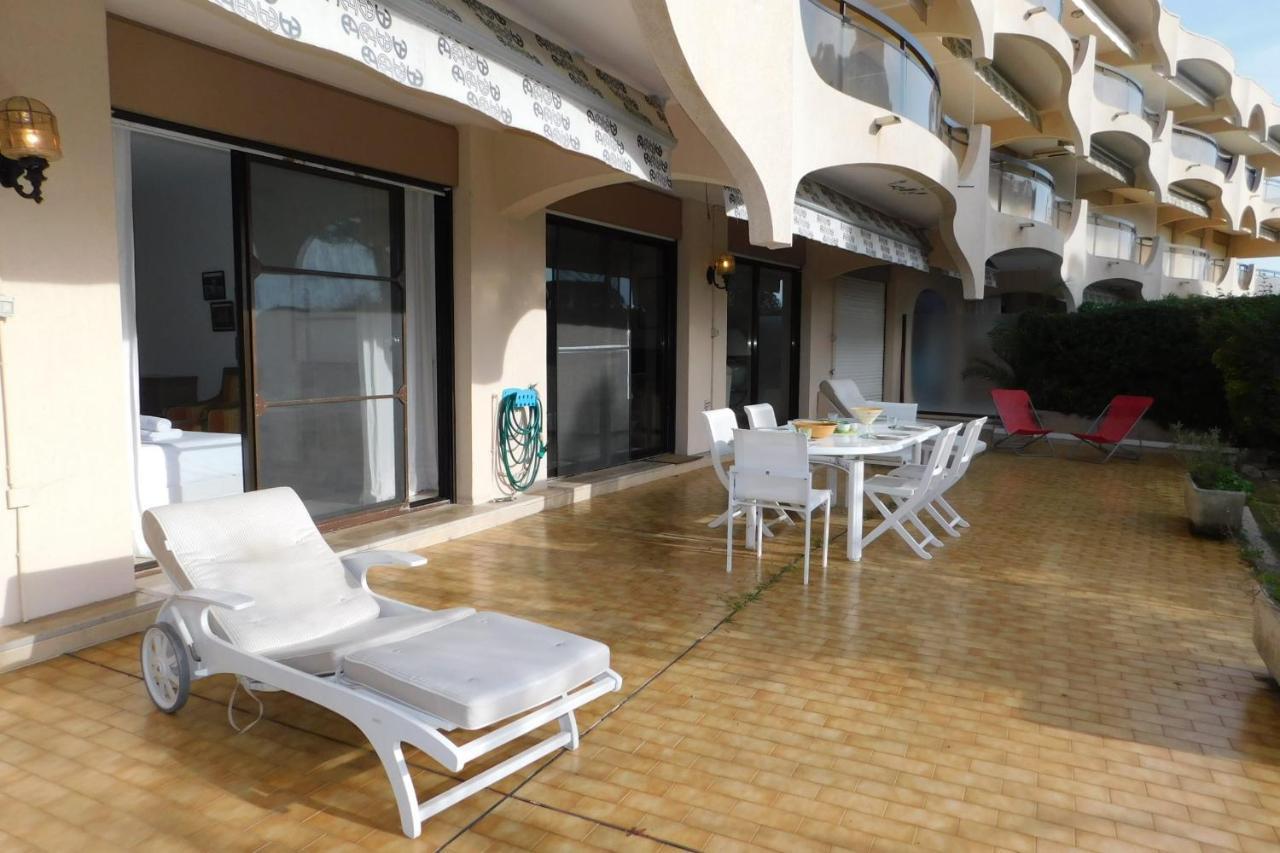 Air-Conditioned 4-Room "Marine Villeneuve" Flat With Pool And Parking מראה חיצוני תמונה