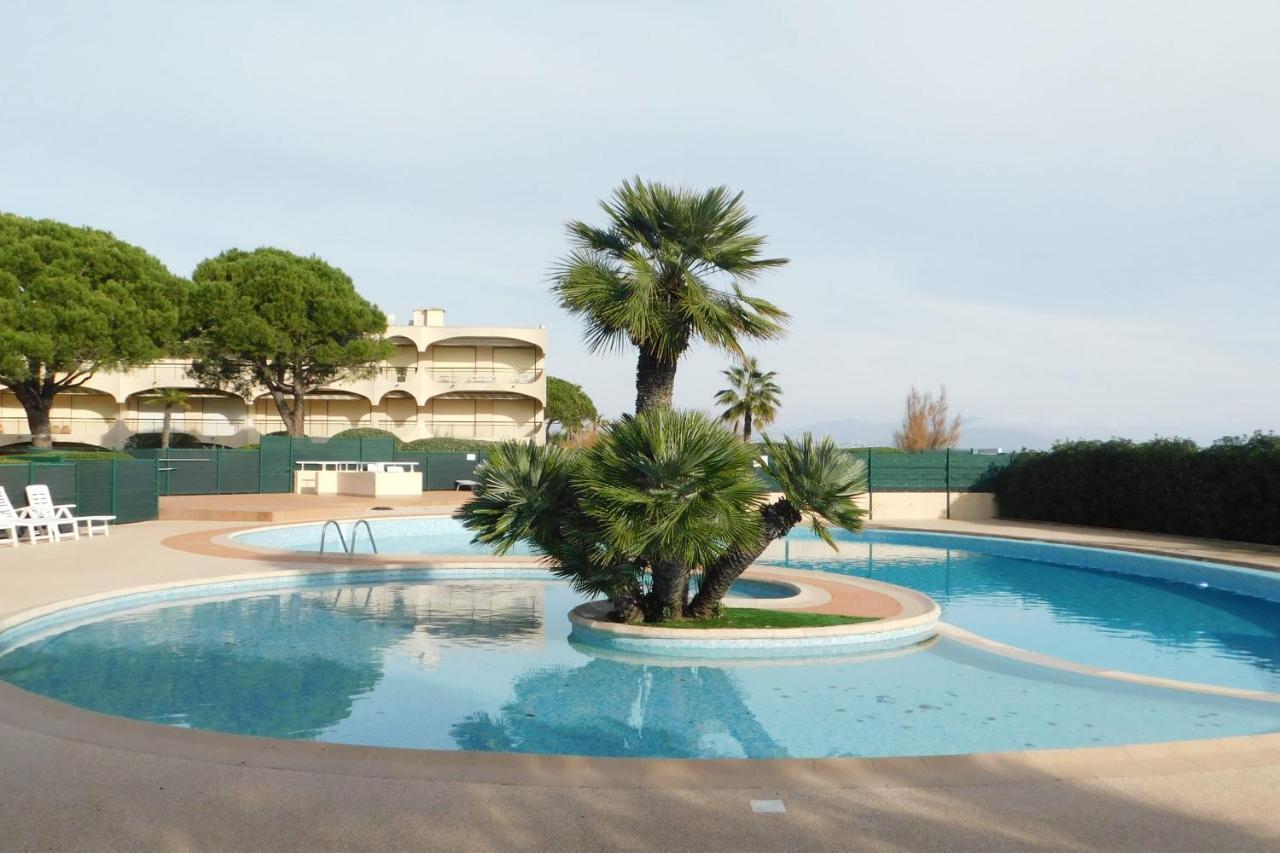Air-Conditioned 4-Room "Marine Villeneuve" Flat With Pool And Parking מראה חיצוני תמונה