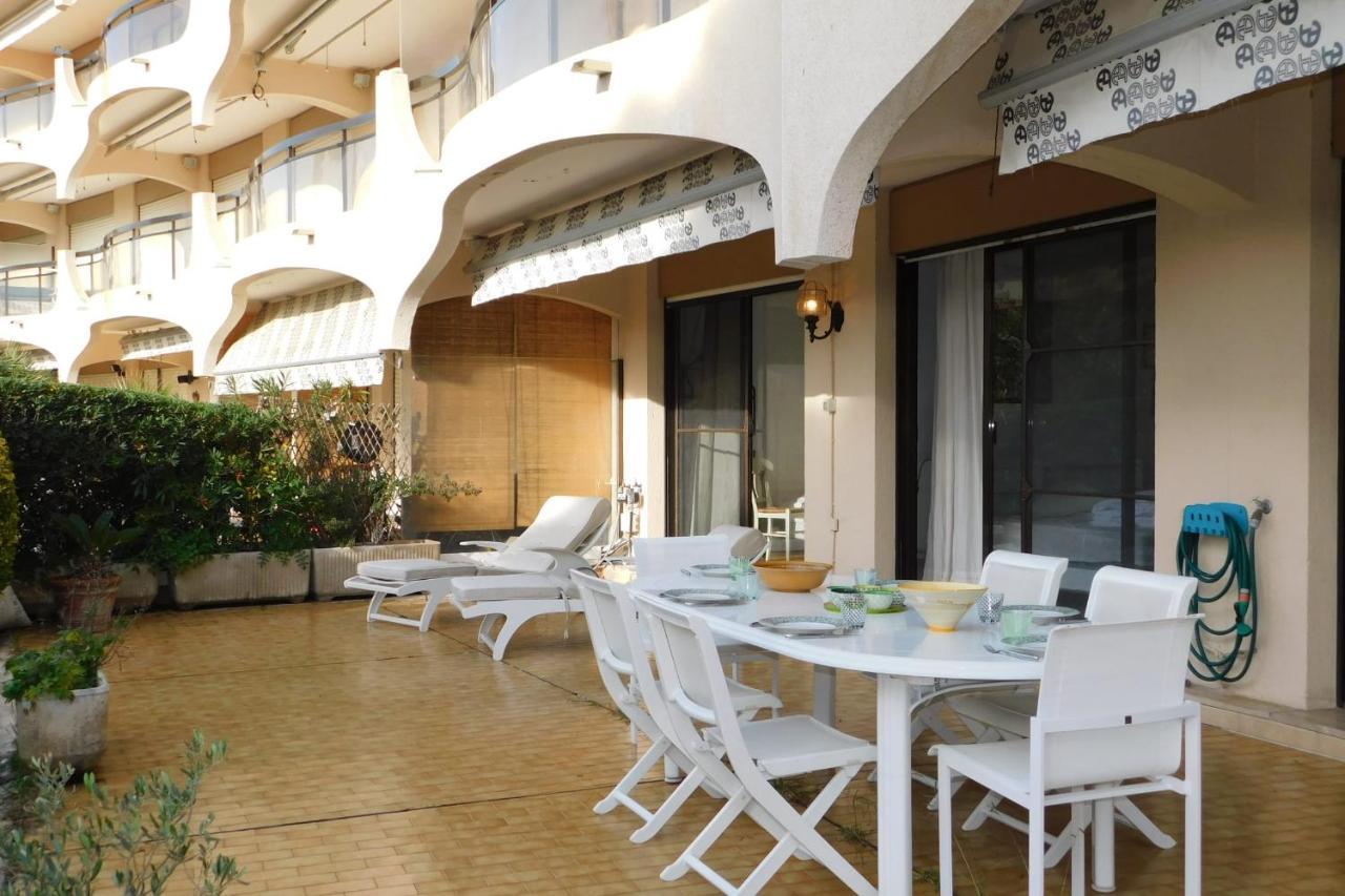 Air-Conditioned 4-Room "Marine Villeneuve" Flat With Pool And Parking מראה חיצוני תמונה