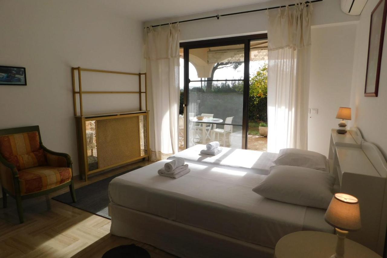 Air-Conditioned 4-Room "Marine Villeneuve" Flat With Pool And Parking מראה חיצוני תמונה