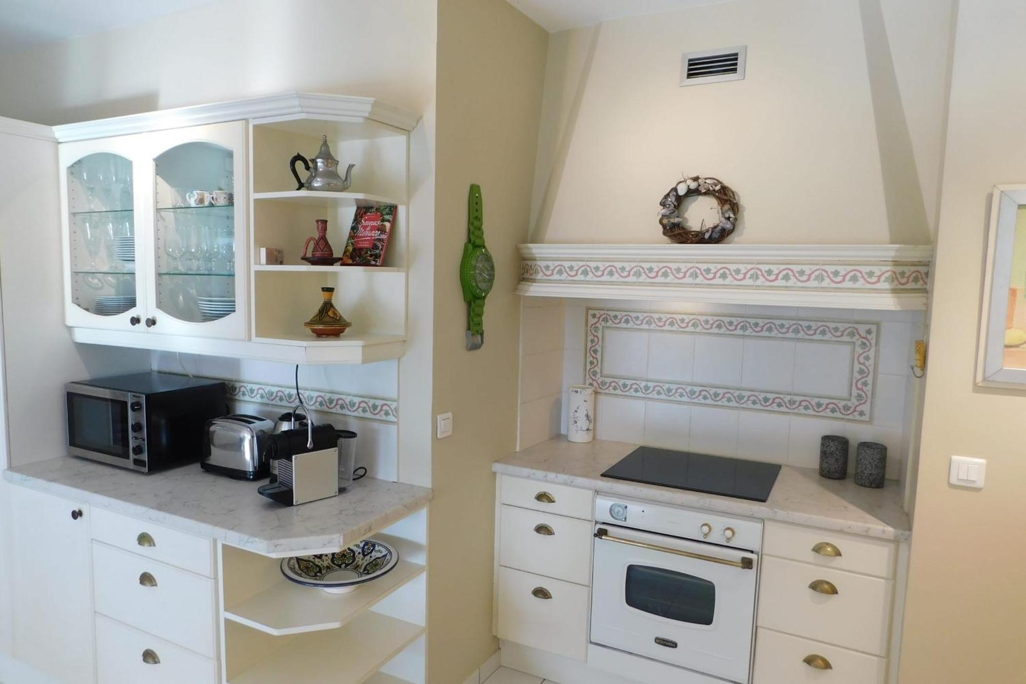 Air-Conditioned 4-Room "Marine Villeneuve" Flat With Pool And Parking מראה חיצוני תמונה